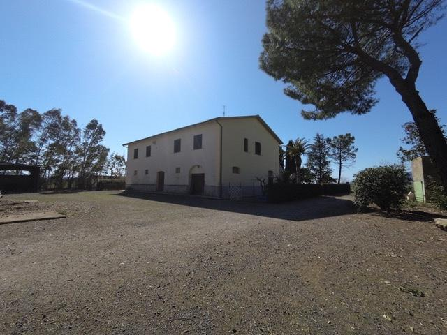 appartamento in vendita a Gavorrano in zona Giuncarico