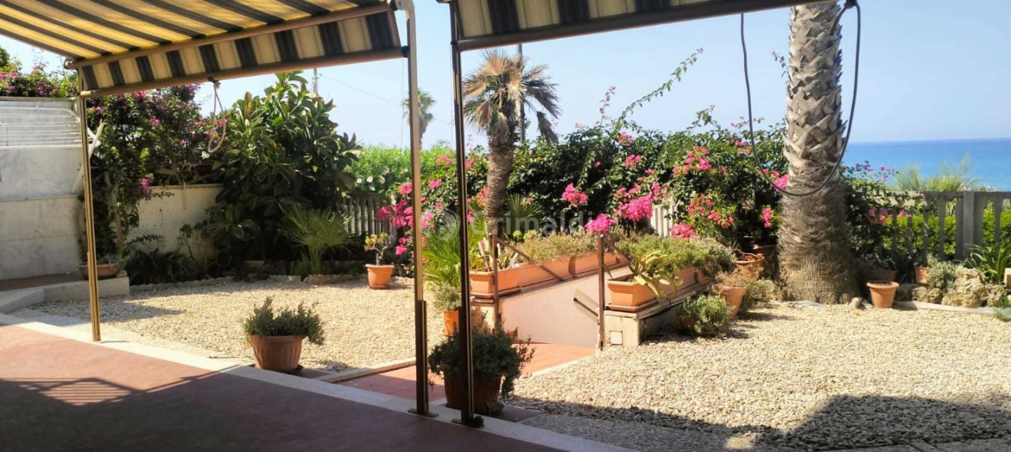 appartamento in affitto ad Anzio in zona Mare