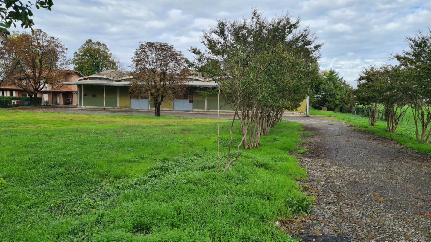 capannone in vendita a Reggio nell'Emilia in zona Cella