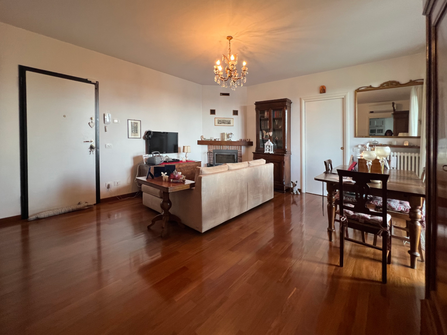 appartamento in vendita a Reggio nell'Emilia in zona Sesso