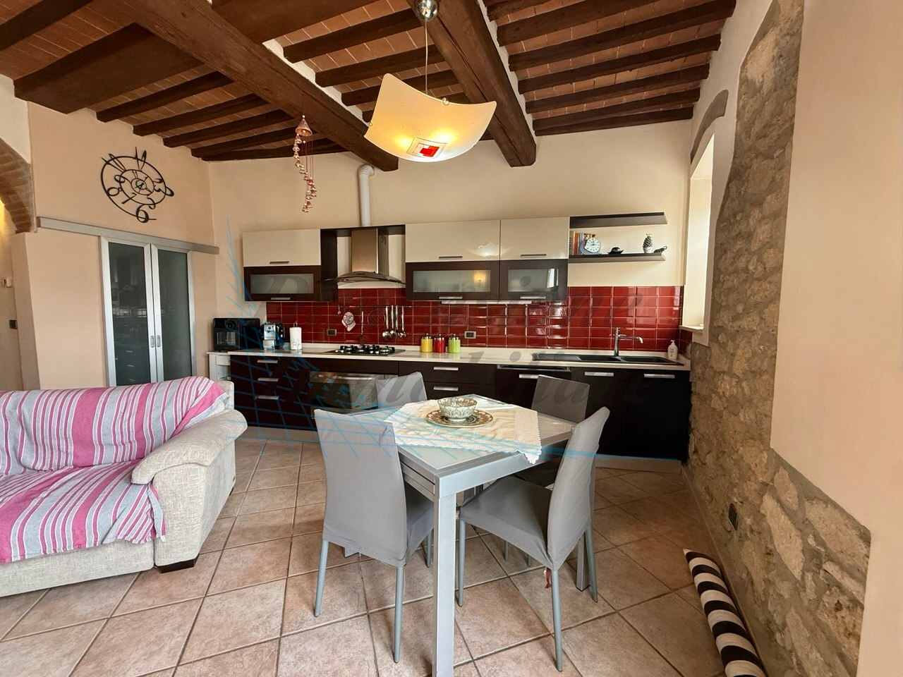 casa indipendente in vendita a Rosignano Marittimo