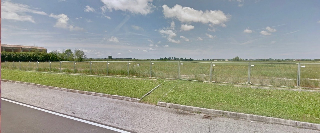 terreno edificabile in vendita a Poggio Renatico in zona Chiesa Nuova