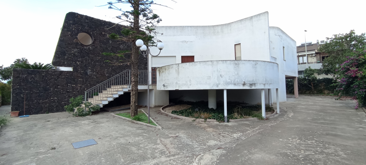 casa indipendente in vendita a Comiso in zona Pedalino
