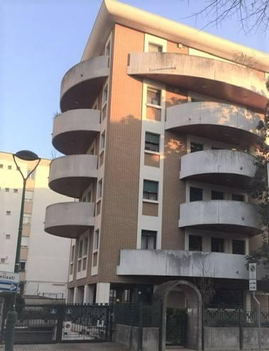 negozio in vendita a Venezia in zona Mestre