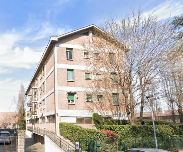 appartamento in vendita a Reggio nell'Emilia in zona Tribunale