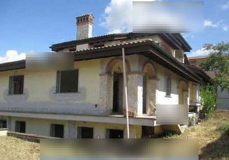 casa indipendente in vendita a Roma