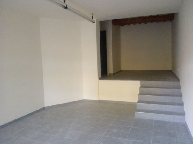 negozio in vendita a Lucca in zona Sant'Anna