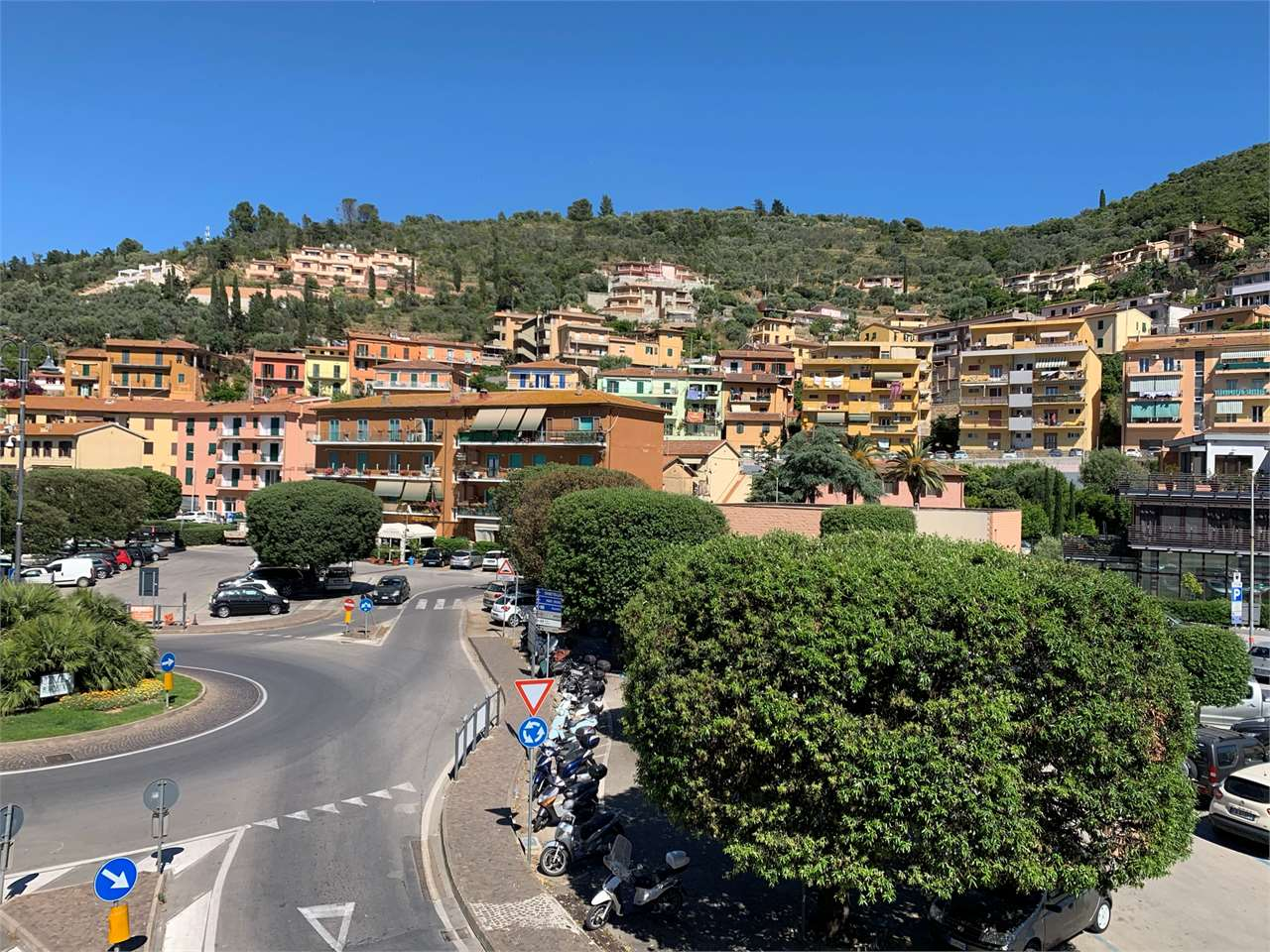 appartamento in vendita a Monte Argentario in zona Porto Santo Stefano