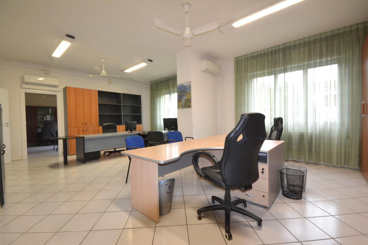 ufficio in affitto a Lucca in zona Centro Città