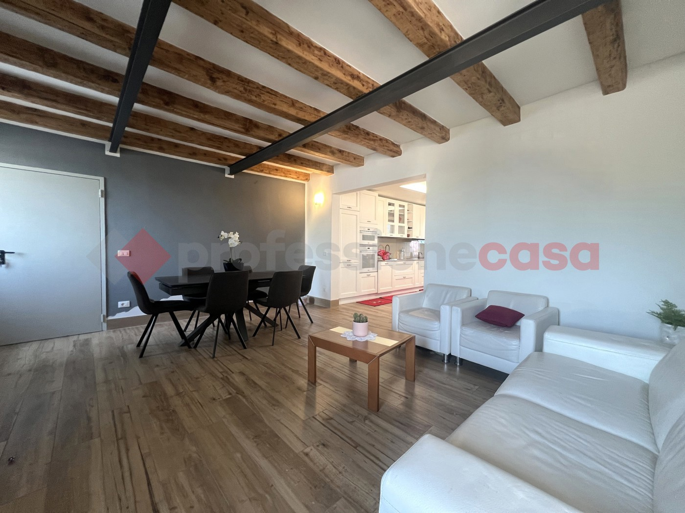 immagine annuncio 1 di 8