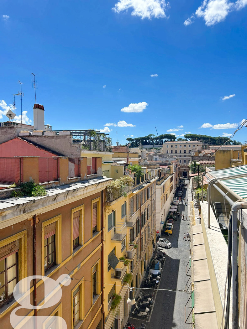 appartamento in vendita a Roma in zona Rione Borgo