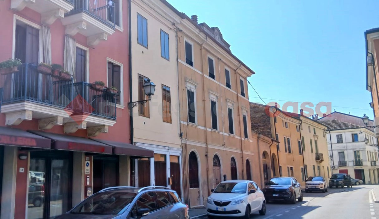 immagine annuncio 1 di 4