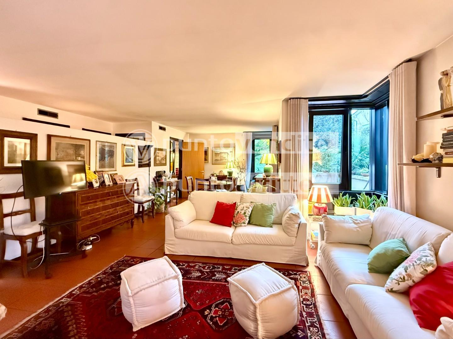 appartamento in vendita a Lucca in zona Centro Città