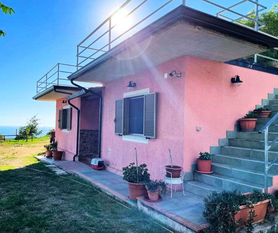 casa indipendente in vendita a Belvedere Marittimo