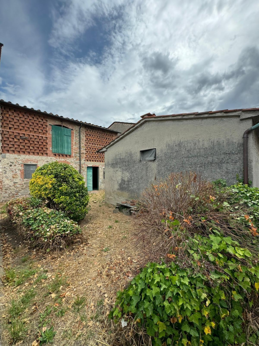casa semindipendente in vendita a Lucca in zona San Cassiano a Vico