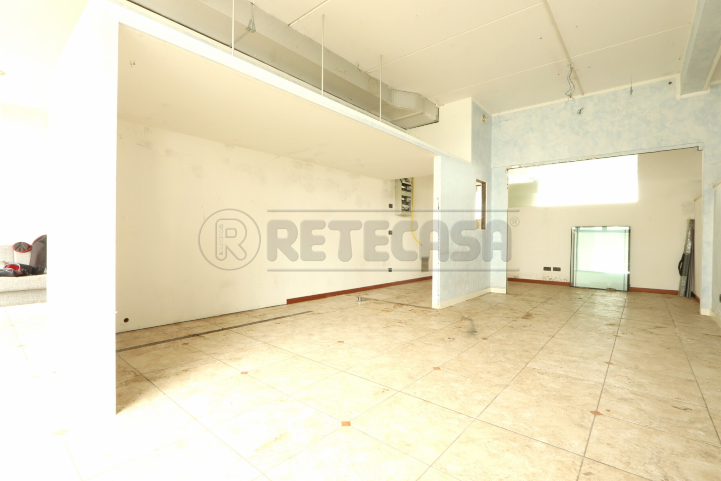 locale commerciale in affitto a Torri di Quartesolo in zona Marola