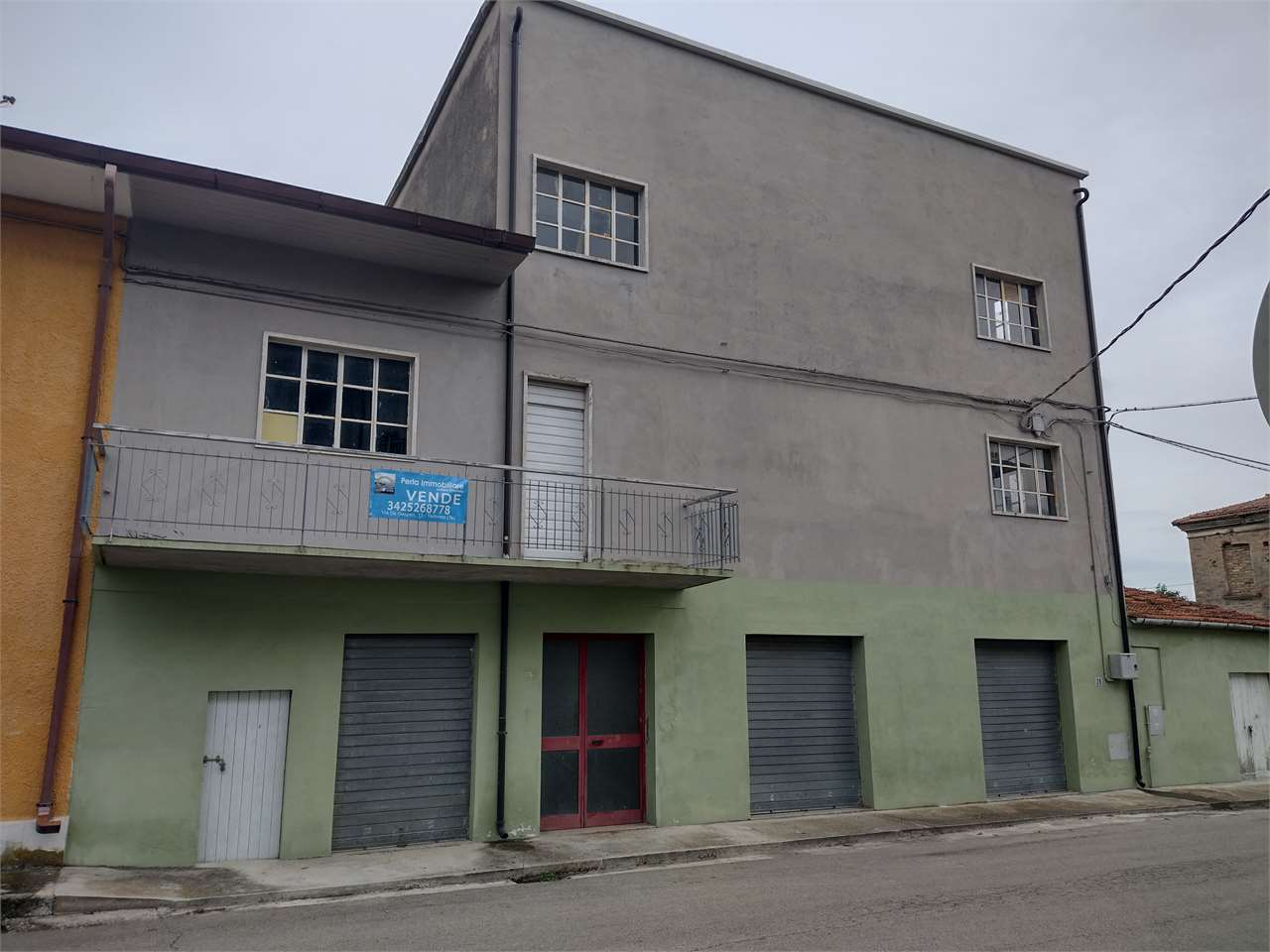 intera palazzina in vendita a Monsampolo del Tronto