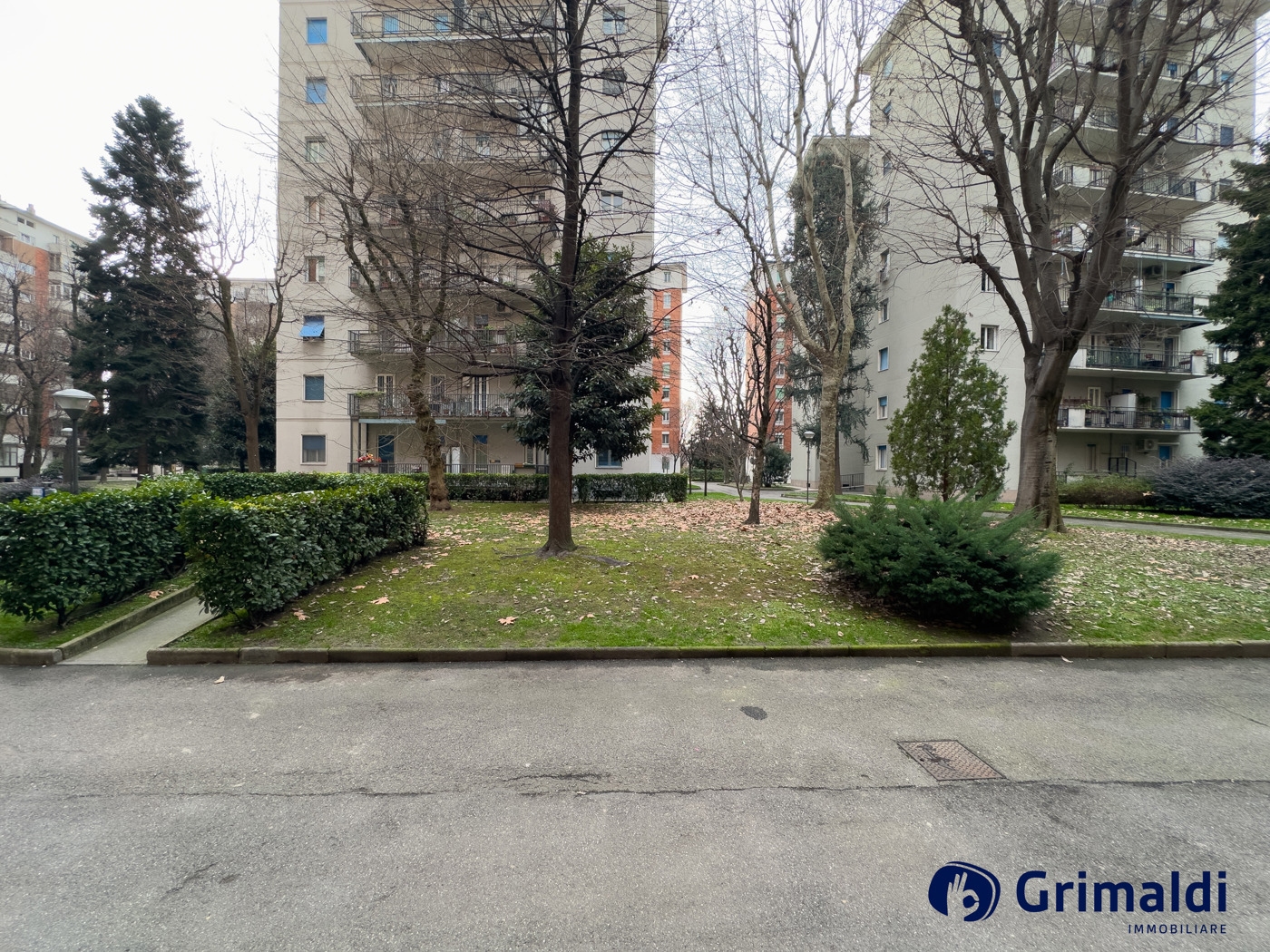 appartamento in vendita a Milano in zona Rembrandt