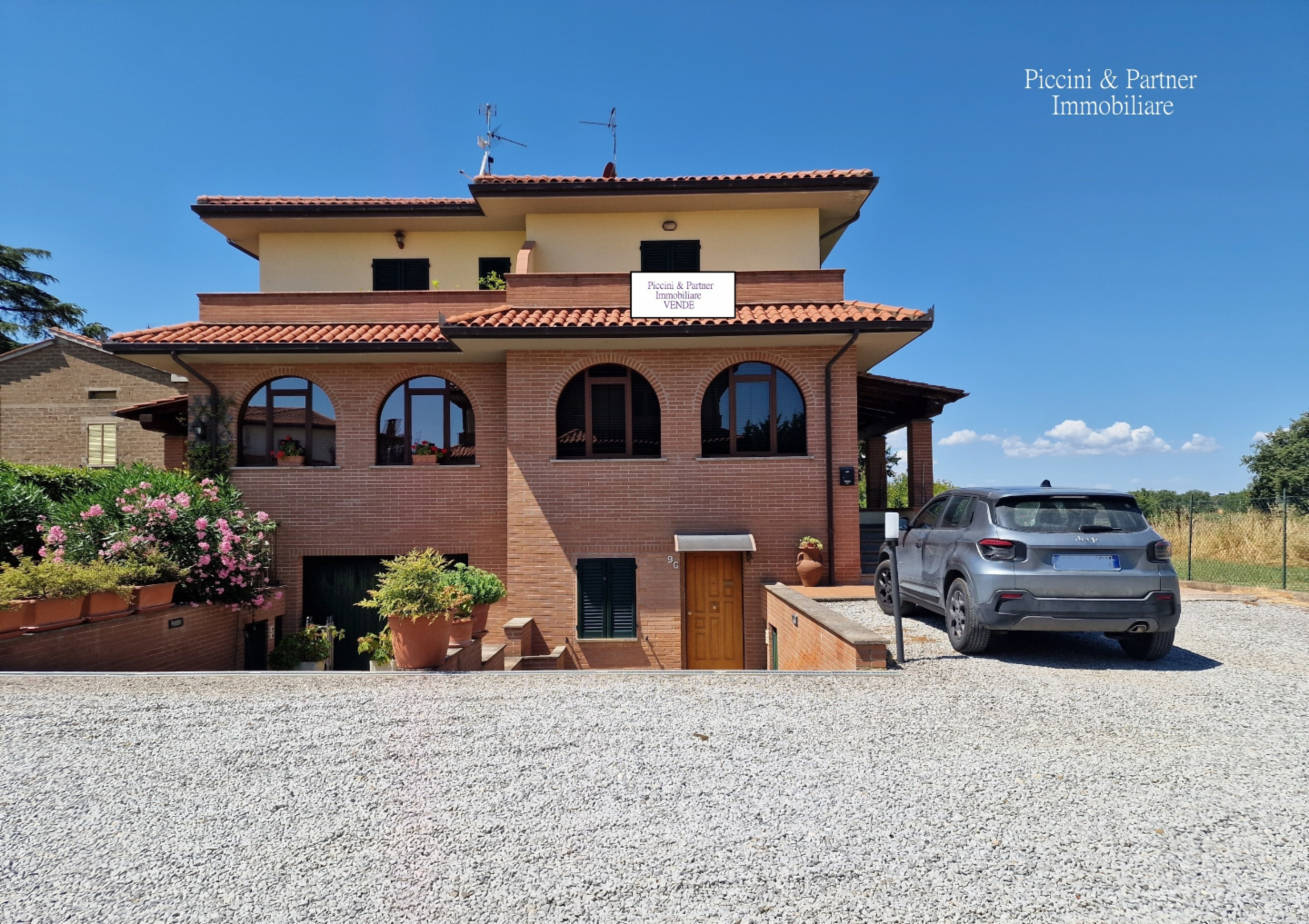 casa indipendente in vendita a Castiglione del Lago in zona Panicarola