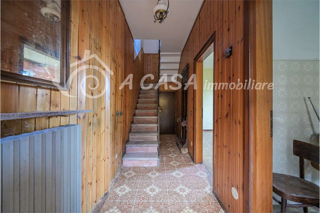 casa indipendente in vendita a Polesine Zibello in zona Pieveottoville