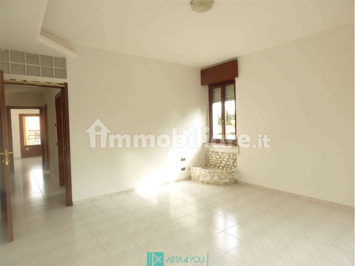 immagine annuncio 1 di 8