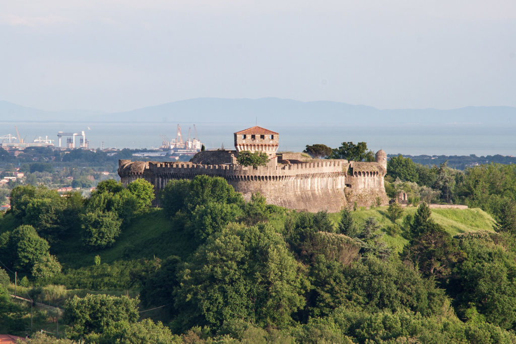 casa indipendente in vendita a Sarzana in zona Falcinello