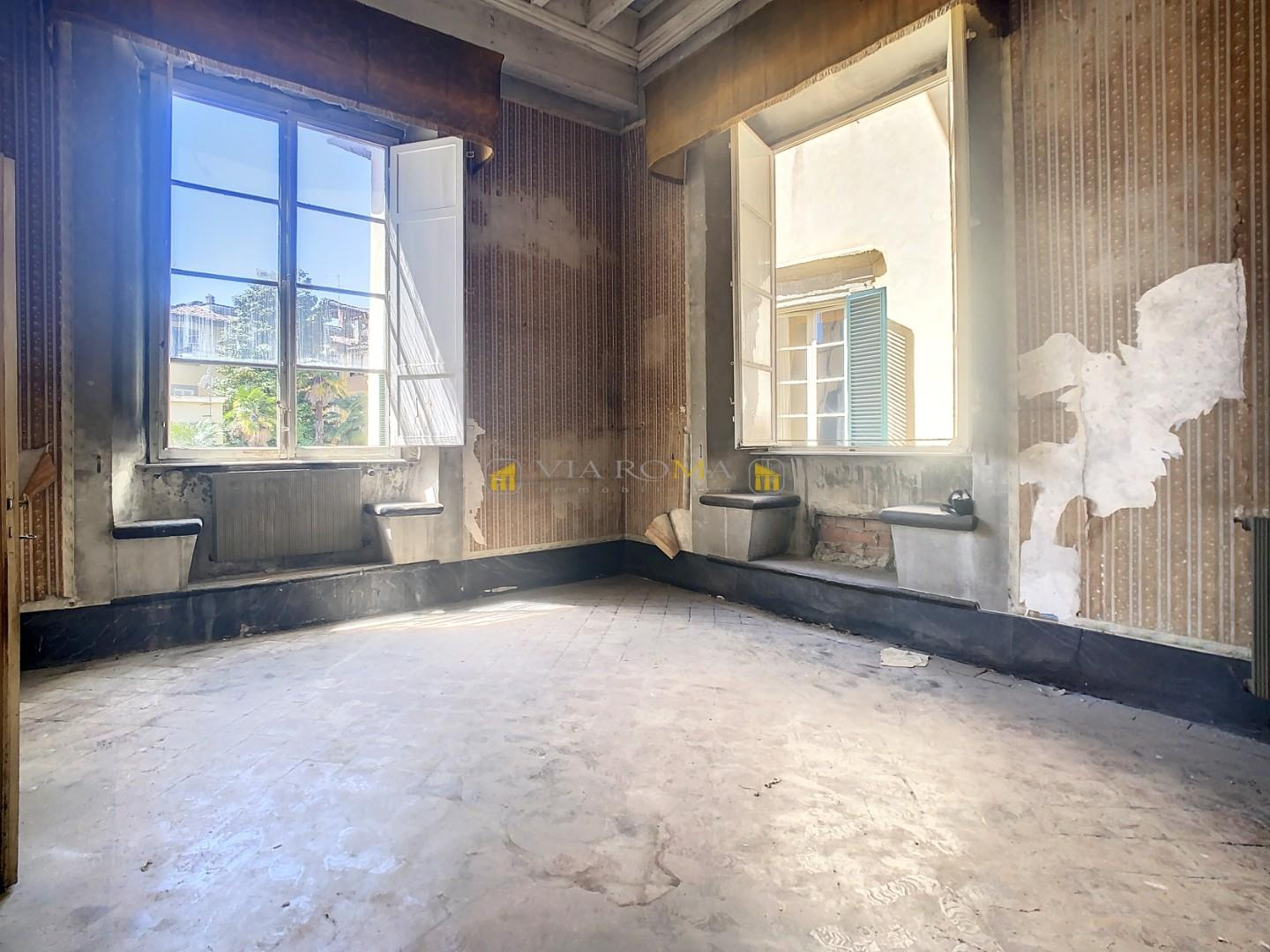 appartamento in vendita a Lucca in zona Centro Città