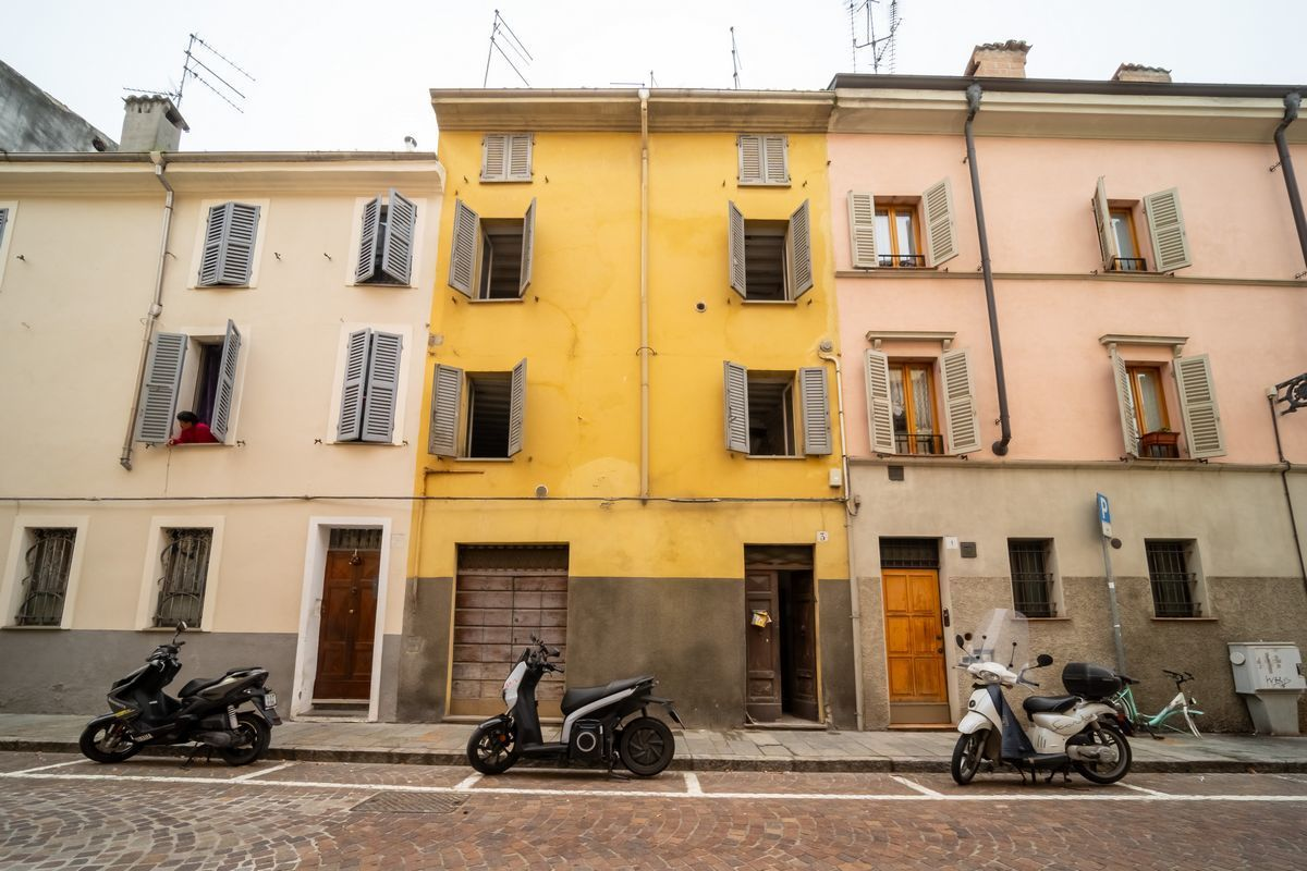 casa indipendente in vendita a Parma in zona Centro Storico