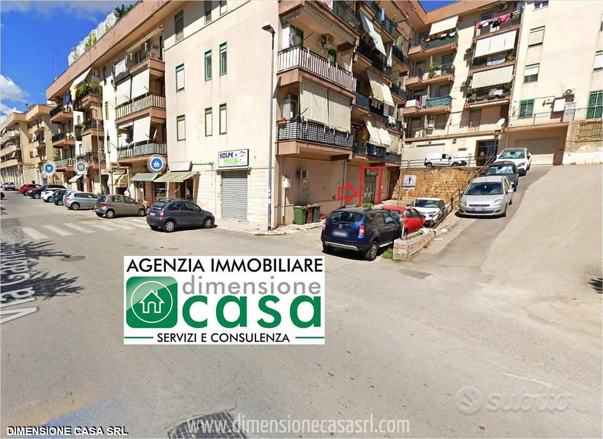 locale commerciale in vendita a Caltanissetta