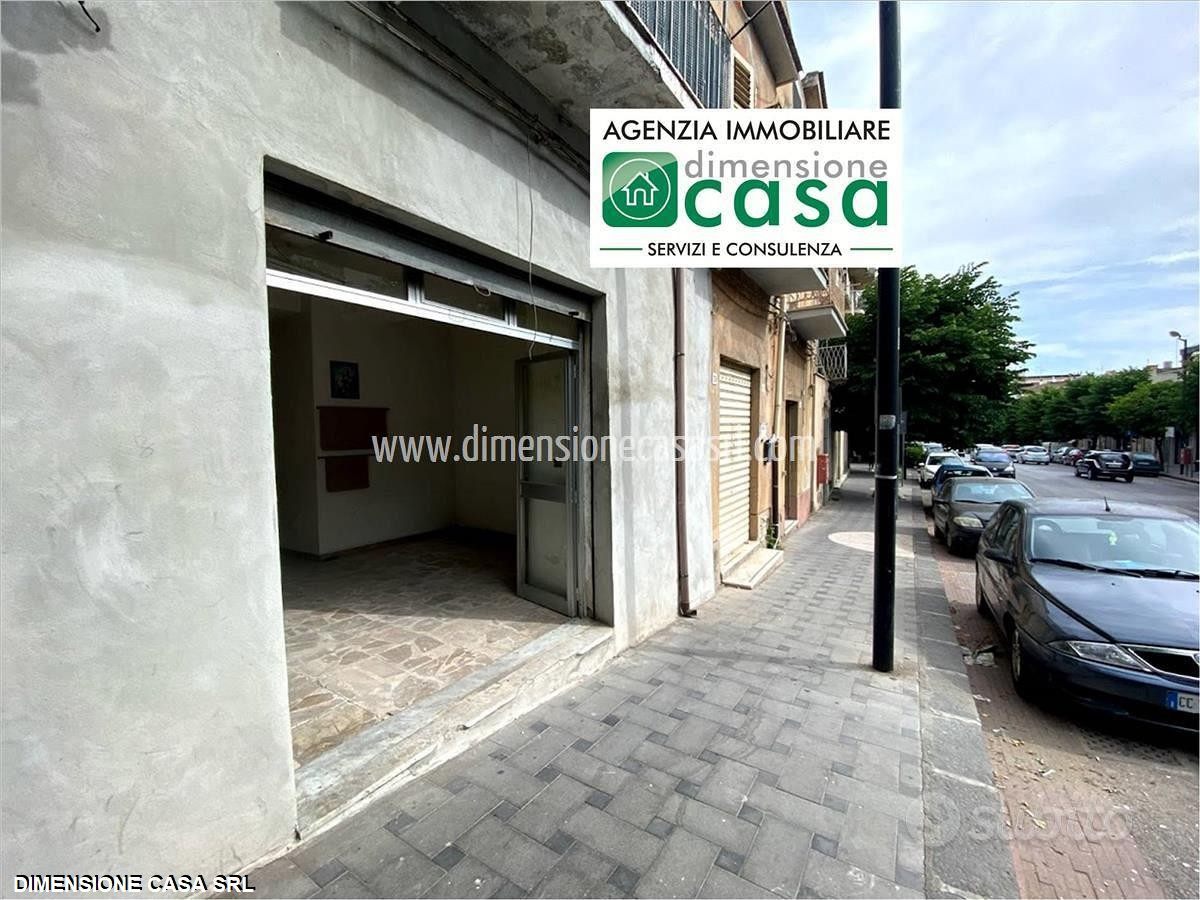 locale commerciale in vendita a San Cataldo