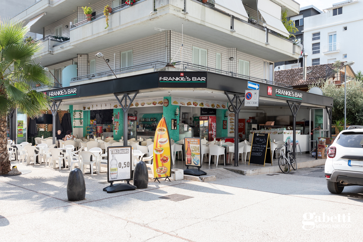 negozio in vendita a Cattolica