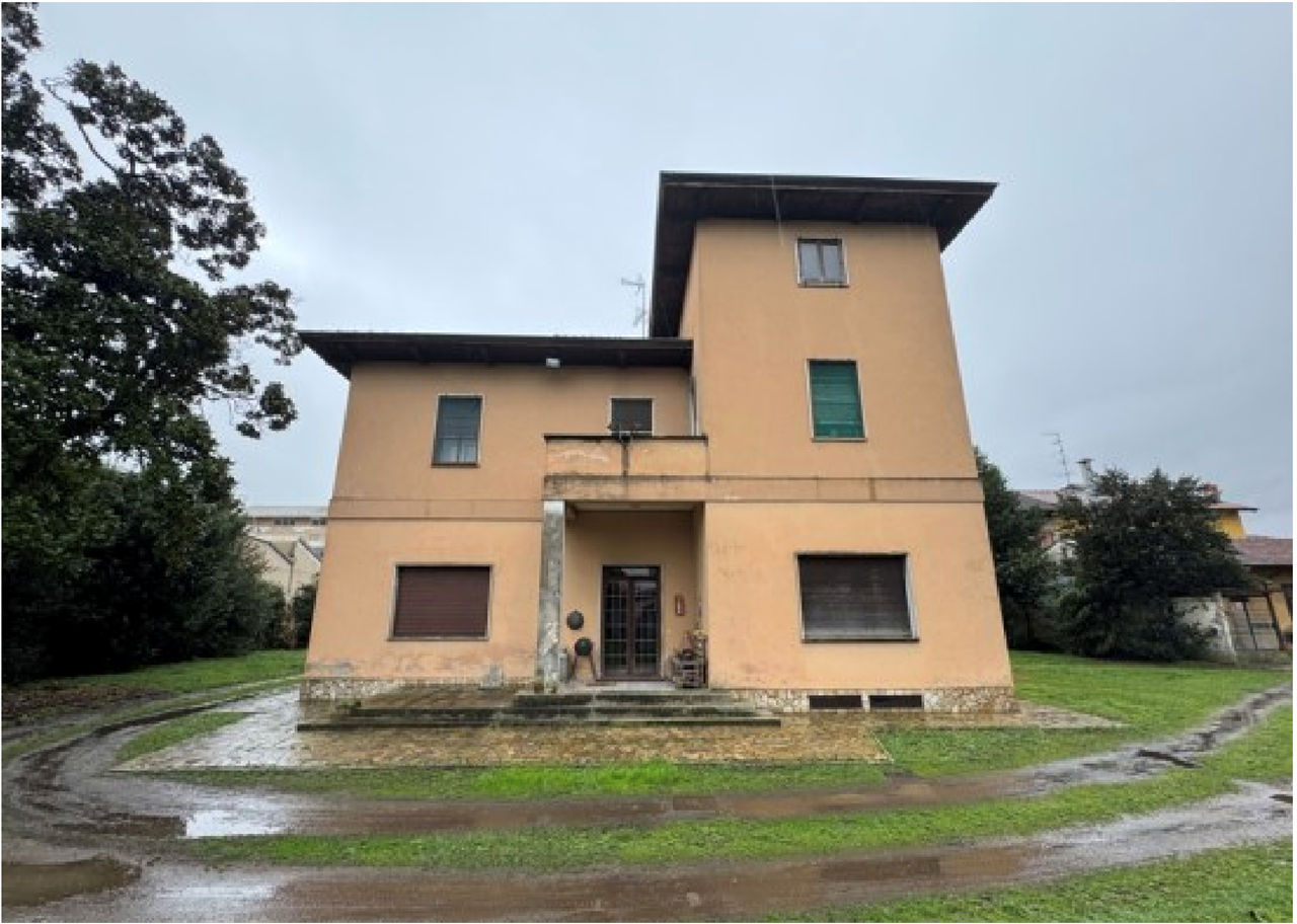 casa indipendente in vendita a Galliate