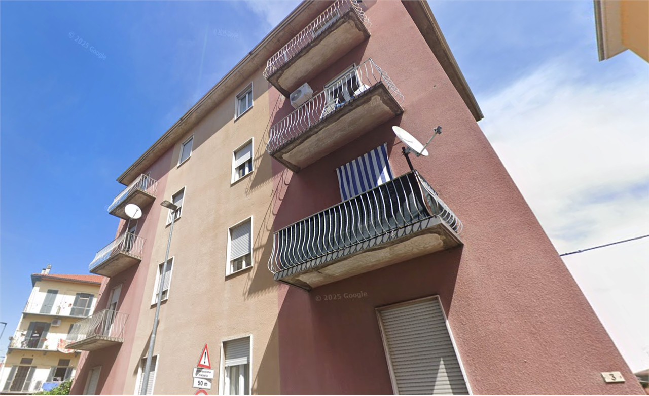 intera palazzina in vendita a Novara in zona zona Sant'Agabio