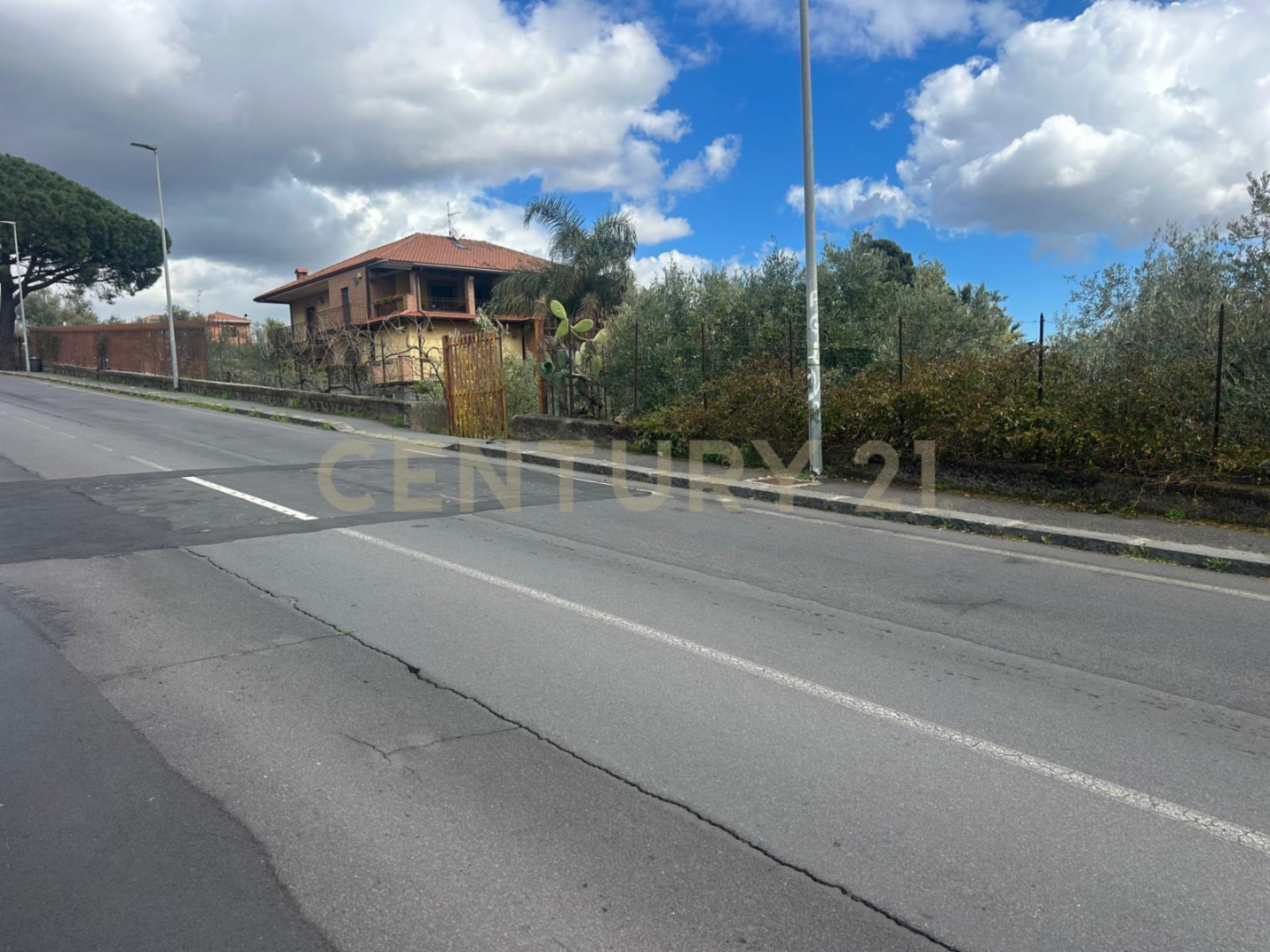 terreno edificabile in vendita a Camporotondo Etneo