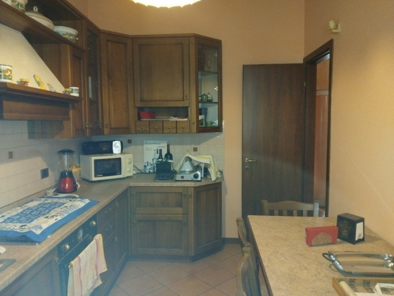 appartamento in vendita a Monza in zona Centro Storico