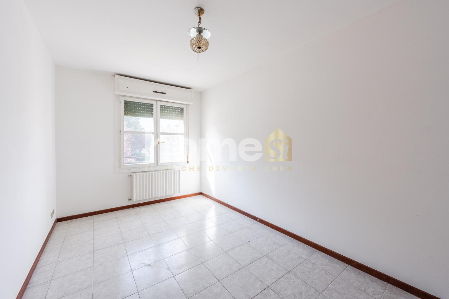 appartamento in vendita a Reggio nell'Emilia in zona Sesso