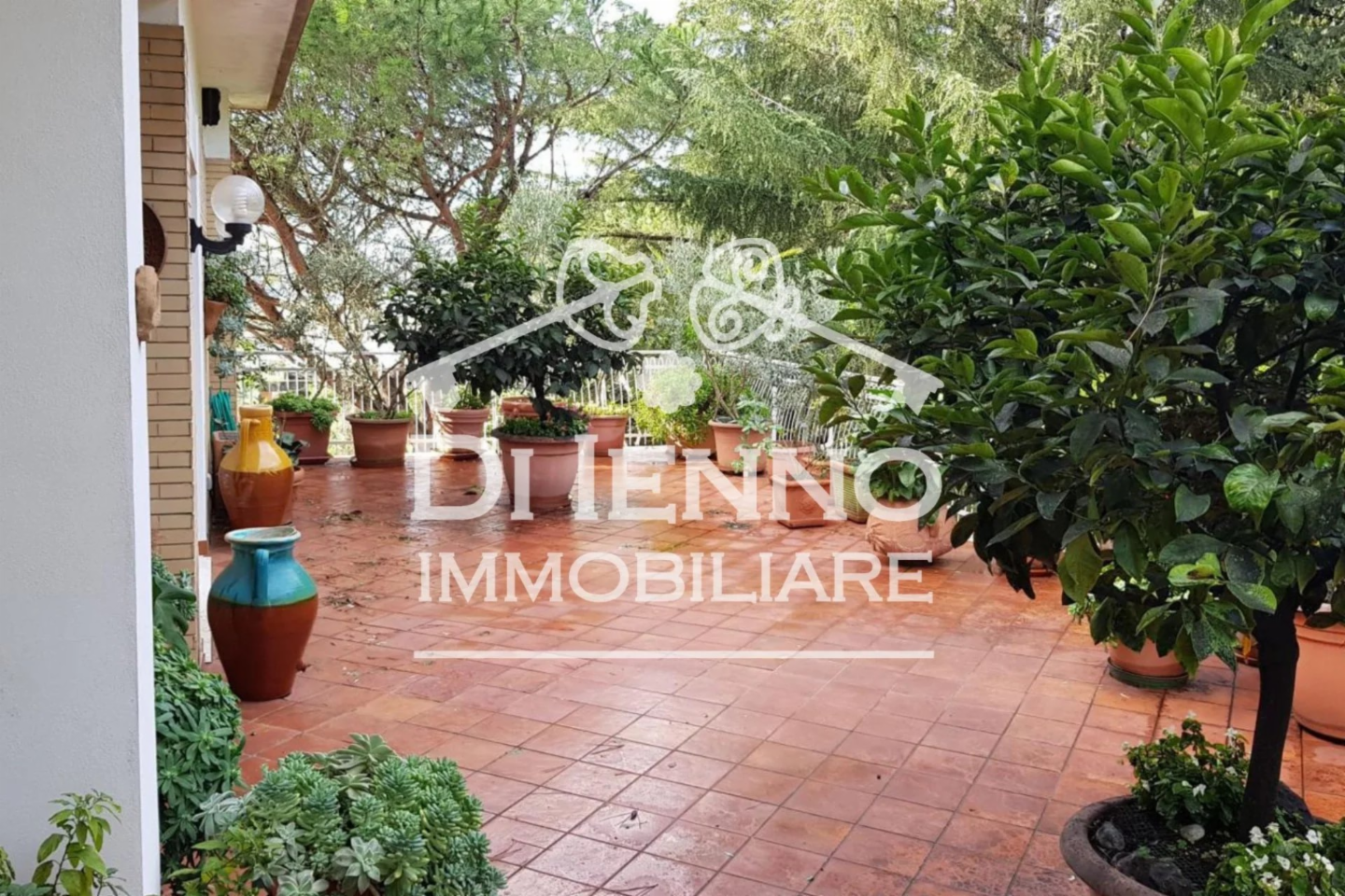 appartamento in vendita a Roma in zona Tor di Quinto