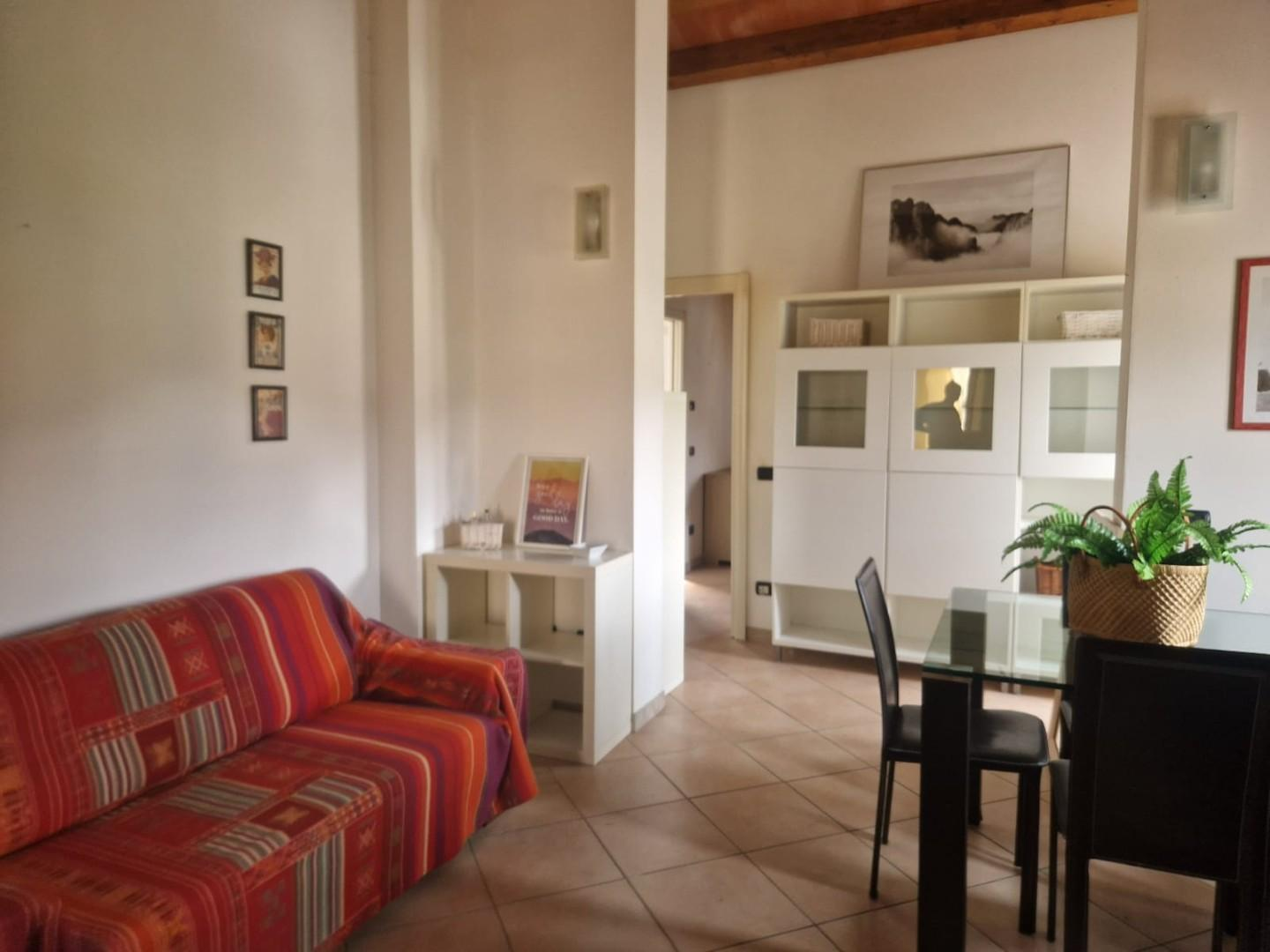 appartamento in vendita a Carrara in zona Bonascola
