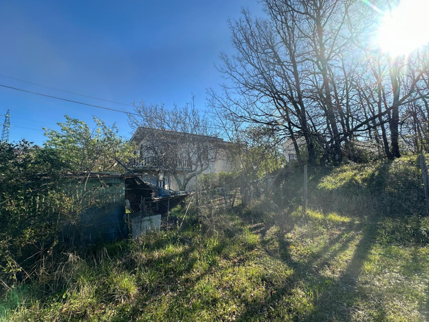 casa indipendente in vendita a Castelnuovo Magra