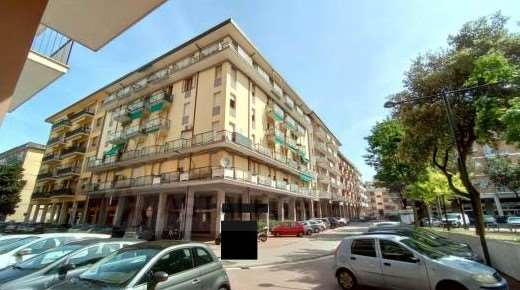 appartamento in vendita a Pesaro in zona Montegranaro