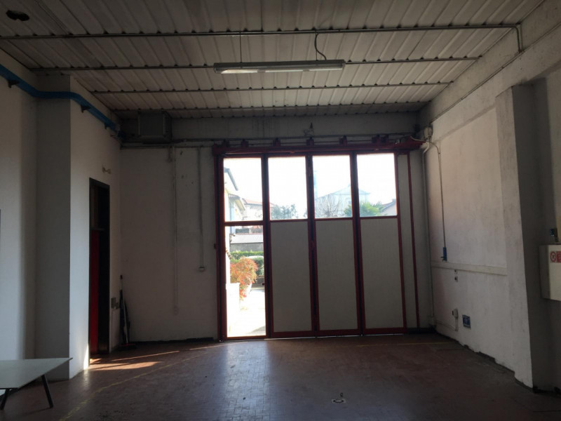locale di sgombero in vendita a Torbole Casaglia