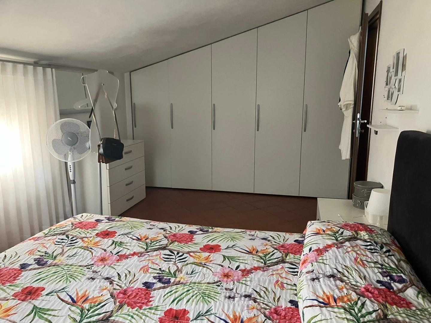 appartamento in vendita a Carrara in zona Avenza