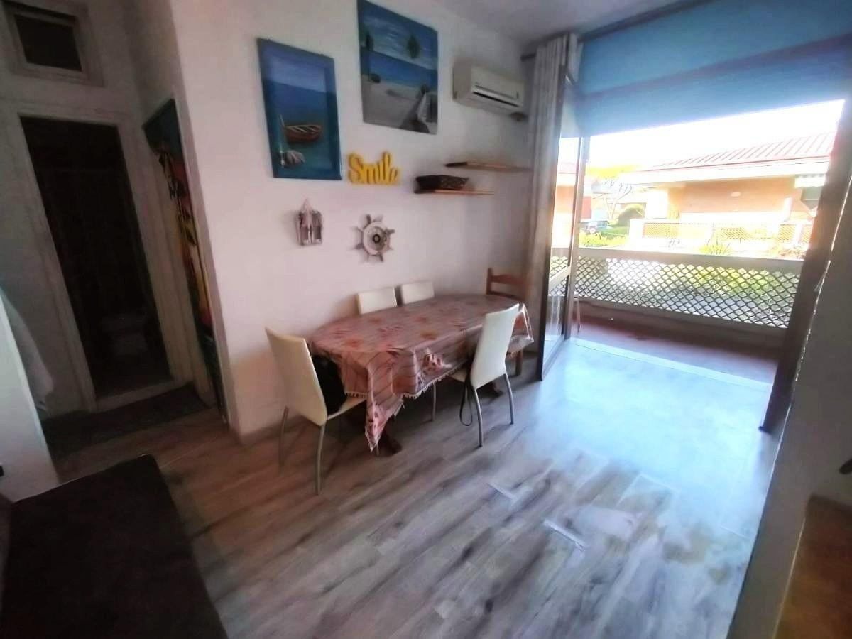 appartamento in vendita a Carrara in zona Marina di Carrara