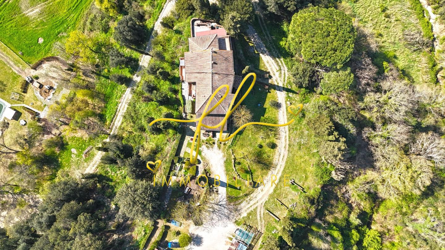 casa indipendente in vendita a Volterra