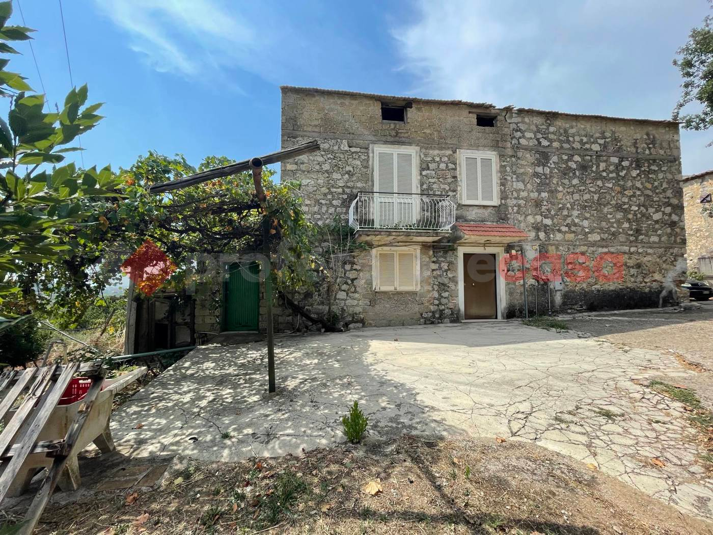 casa indipendente in vendita a Fondi in zona Querce