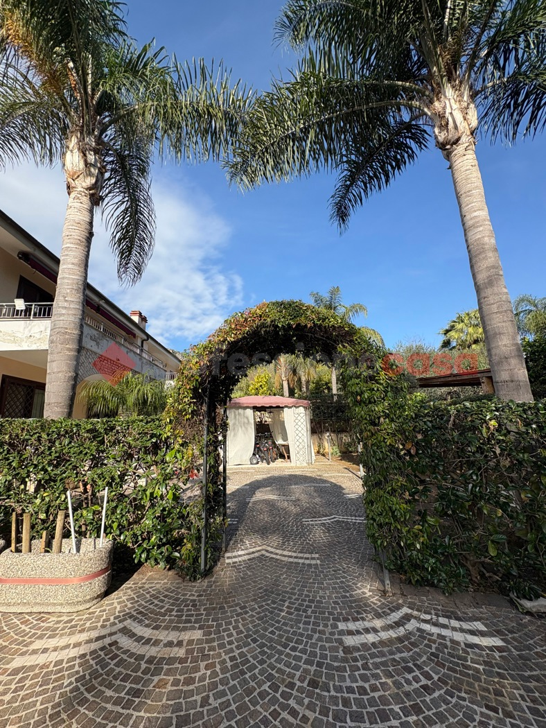 casa indipendente in vendita a Sperlonga