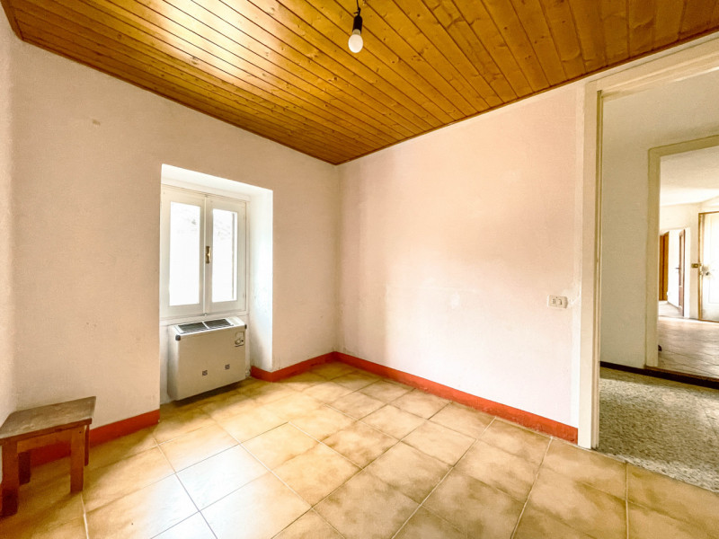 appartamento in vendita a Gignese in zona Vezzo