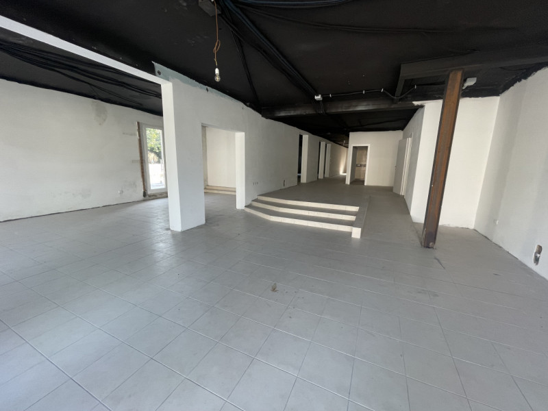 negozio in affitto a Padova in zona Arcella