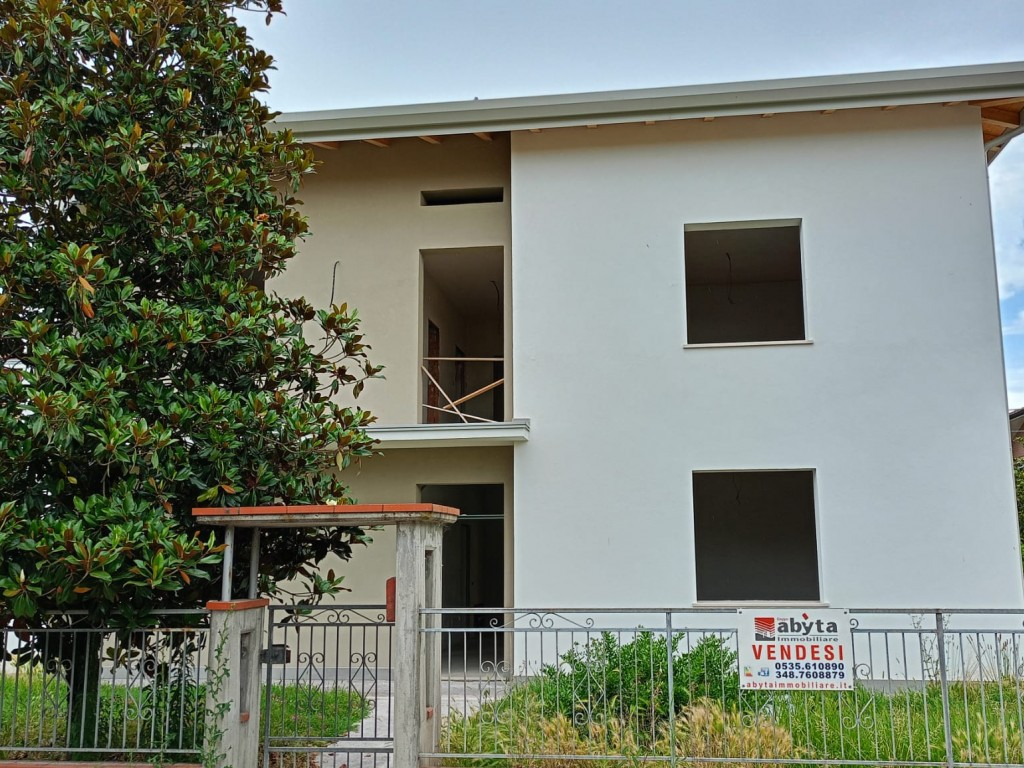 casa indipendente in vendita a Medolla