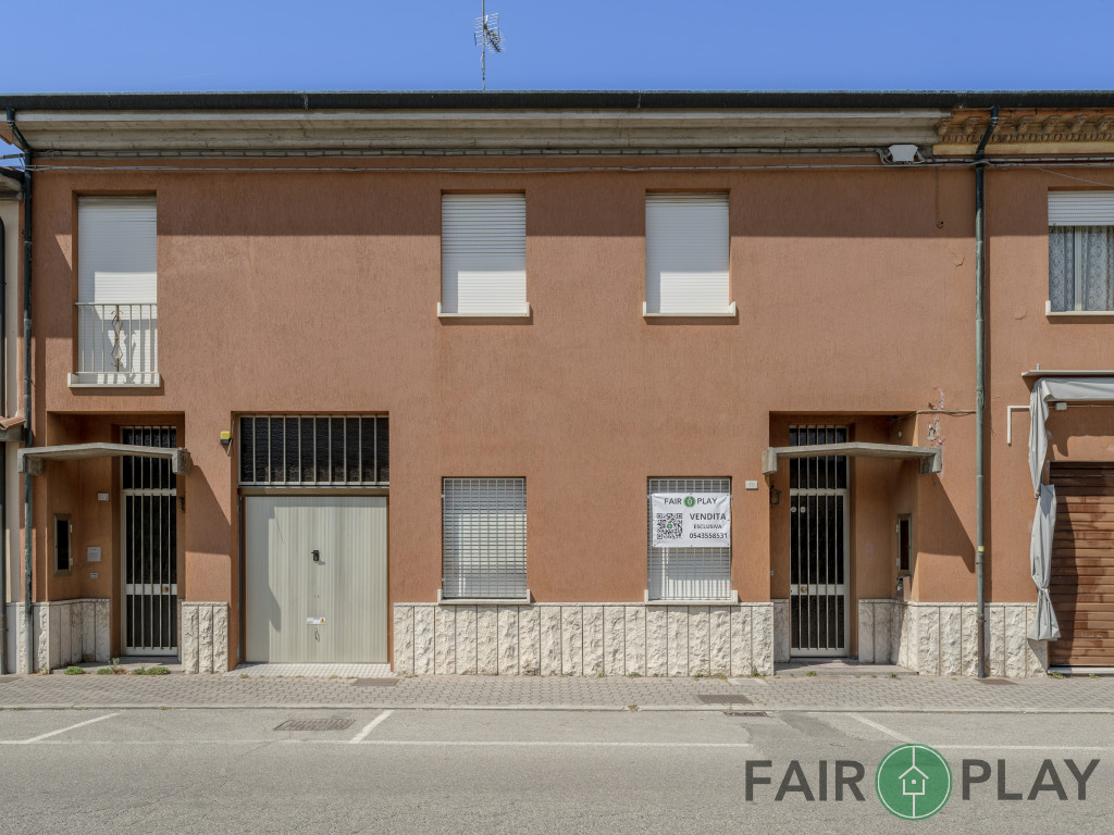 casa indipendente in vendita a Russi